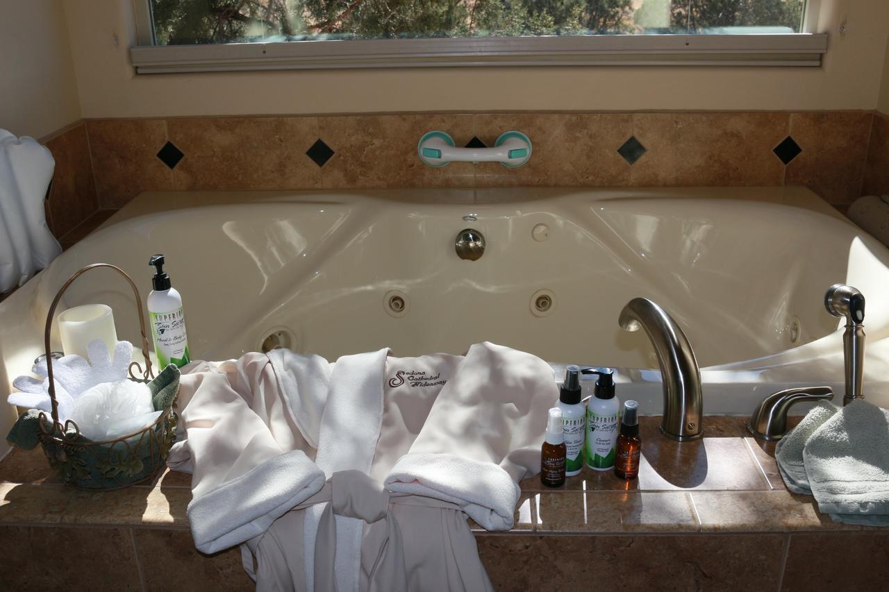 Sedona Cathedral Hideaway B&B And Casita Eksteriør billede